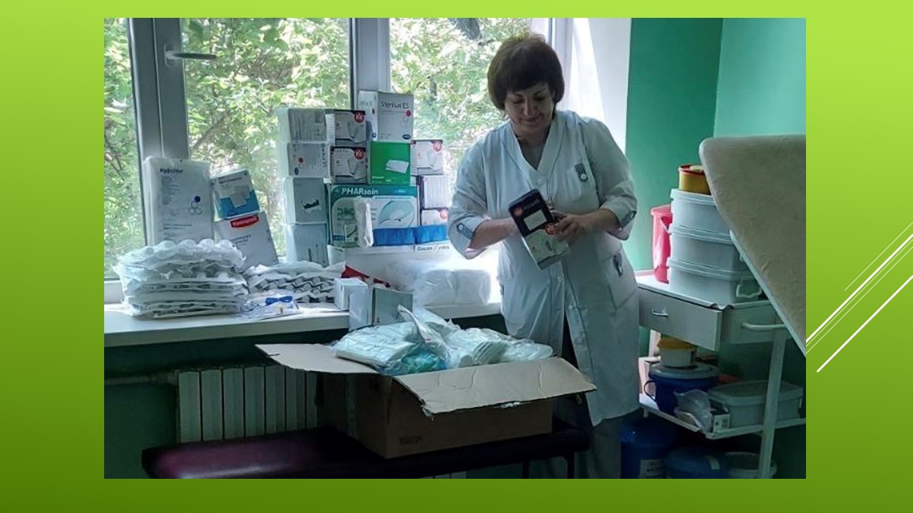 Ви зараз переглядаєте Обласні депутати передали медикаменти