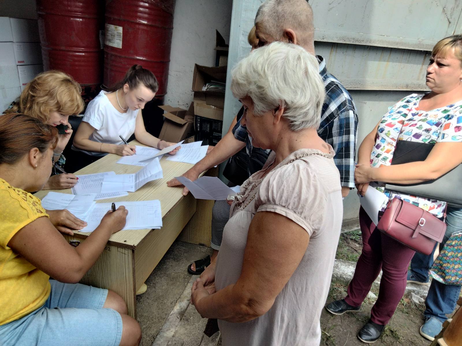 Детальніше про статтю Гуманітарна допомога жителям Петропавлівської громади зі статусом ВПО