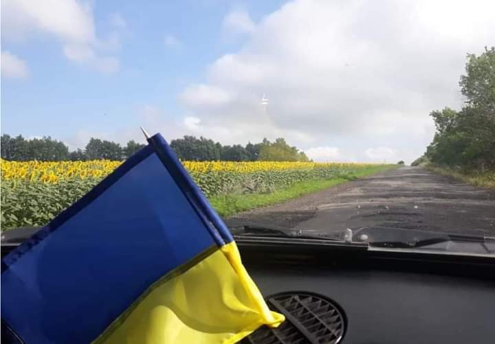 Детальніше про статтю Довгий шлях на Батьківщину