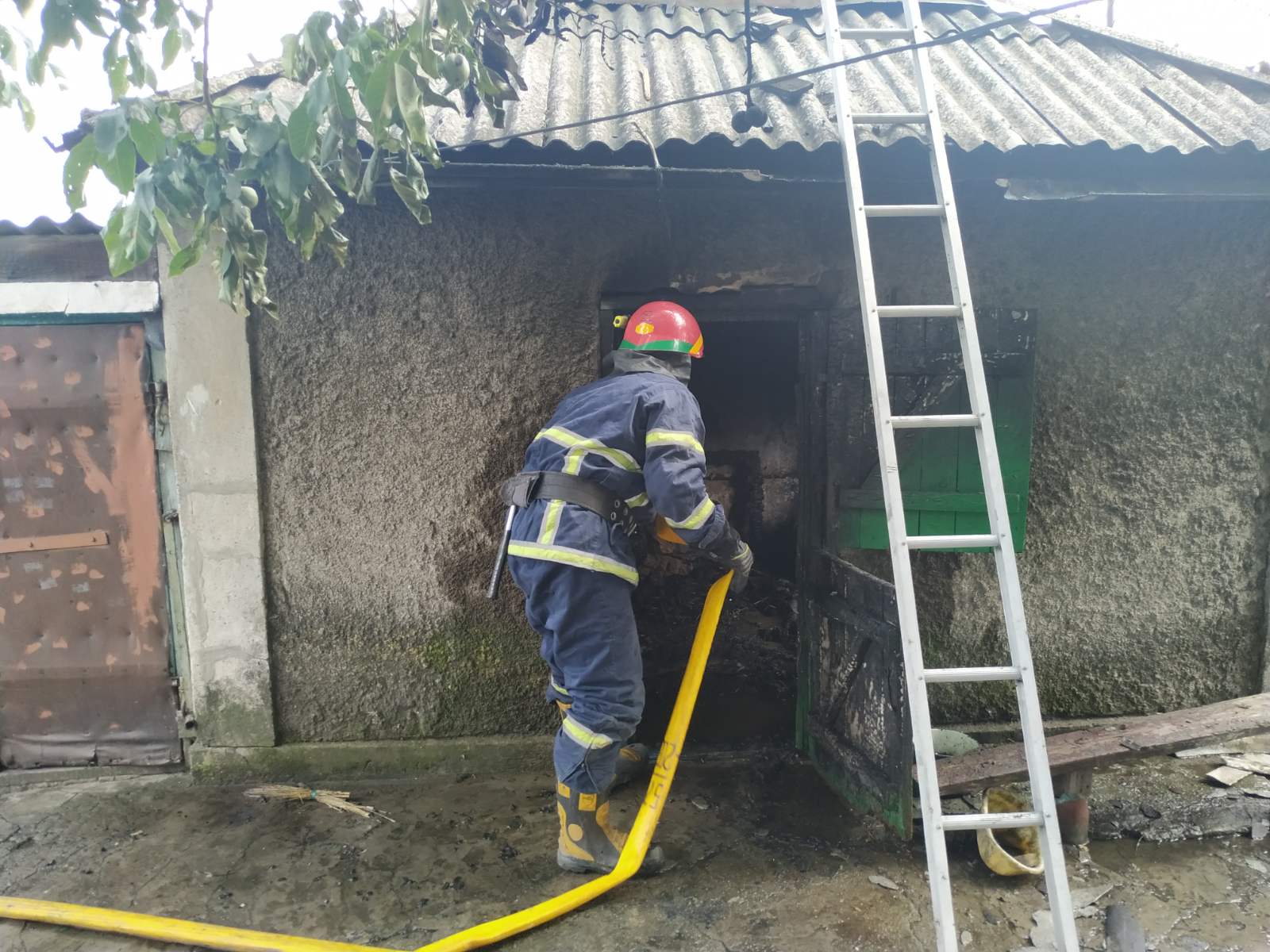 Ви зараз переглядаєте На минулому тижні гасили літню кухню та проводили пошукові роботи на річці