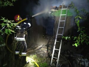 Детальніше про статтю У Петропавлівці минулого тижня горіла будівля, що не експлуатується