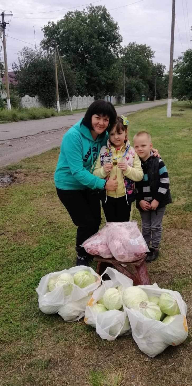 Ви зараз переглядаєте Про маленьку дівчинку Стефанію та її великі справи