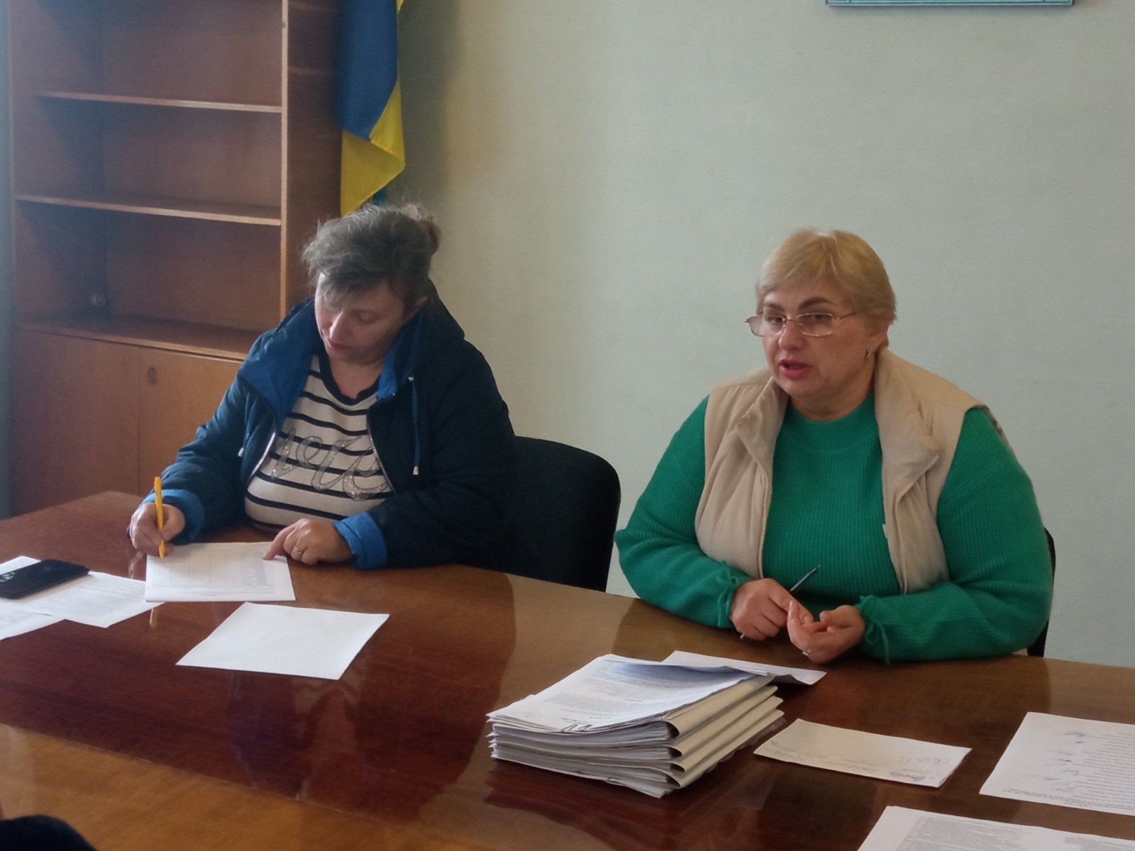 Ви зараз переглядаєте Сесія Петропавлівської селищної ради: земельні питання, тарифи на комунальні послуги, зміни до бюджету