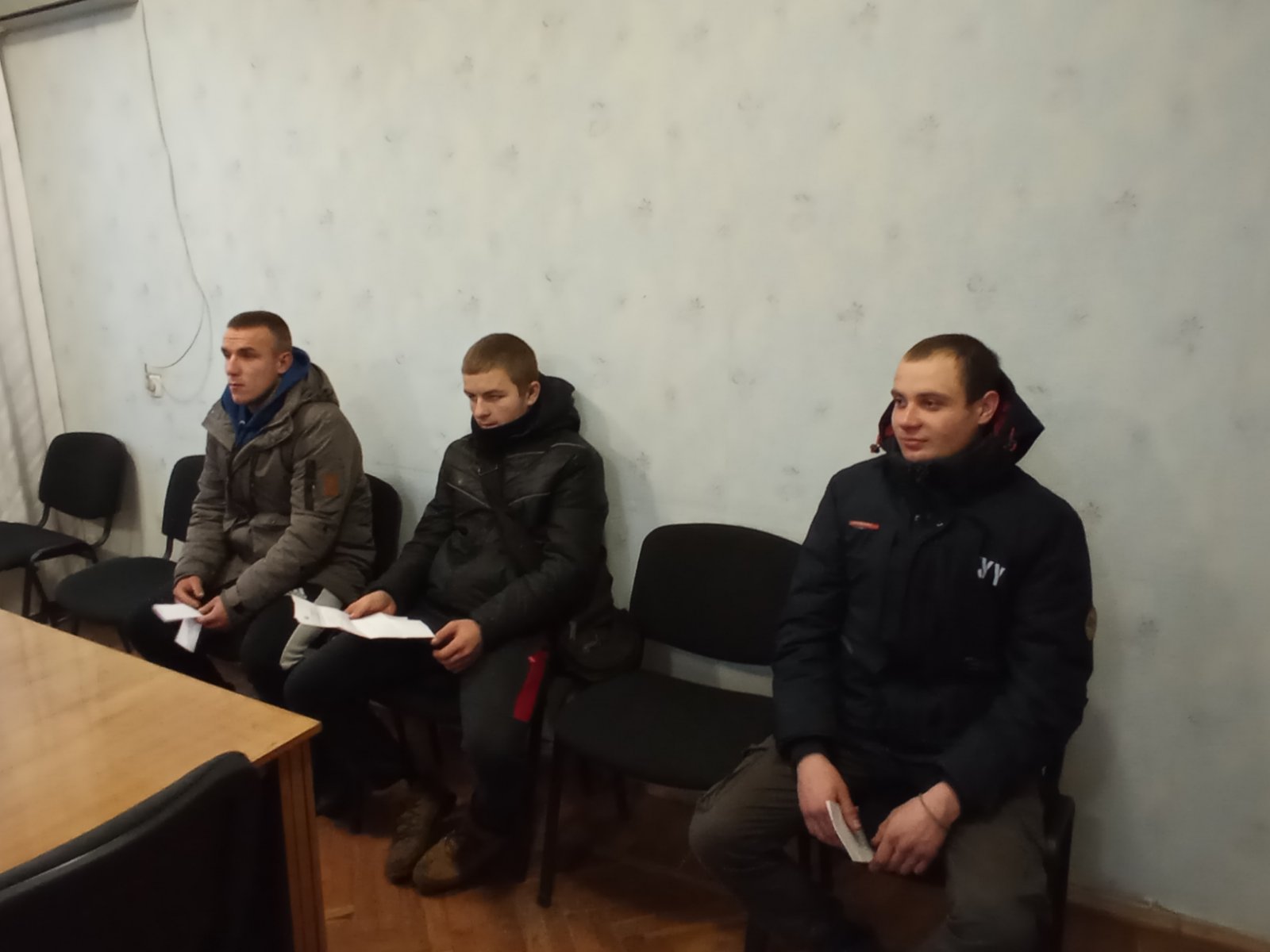 Детальніше про статтю Молоді люди незаконно випилювали насадження Петропавлівської громади