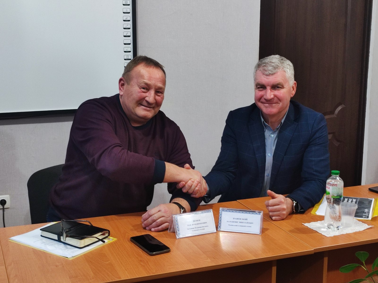 Ви зараз переглядаєте Керівництво Петропавлівської та Межівської громад обговорювали створення спільного медичного закладу