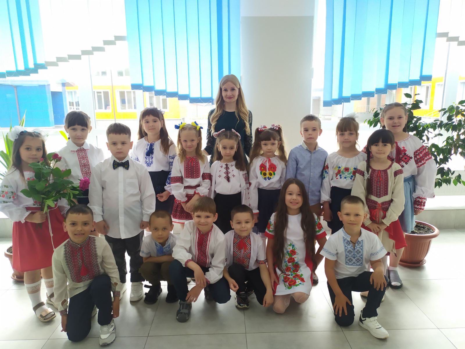 Ви зараз переглядаєте Останній дзвоник сповістив першокласників про літні канікули