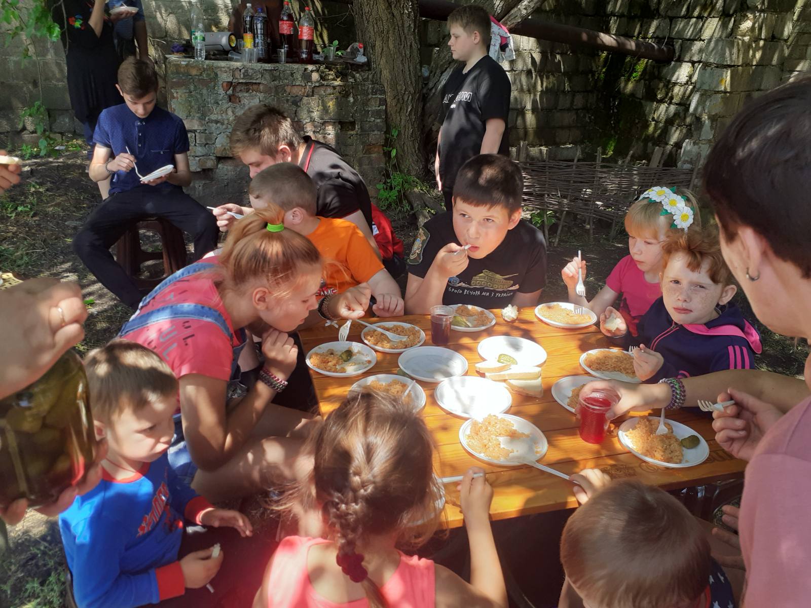 Детальніше про статтю День захисту дітей у Лозовому видався веселим, цікавим та ще й смачним