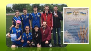 Детальніше про статтю Команда Петропавлівської громади виборола бронзу з волейболу в обласних змаганнях «Ігри мужніх»