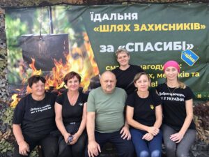 Детальніше про статтю Олексій Грищенко, голова Богданівської громади, дякує усім, хто допомагає волонтерському пункту «Шлях захисників»