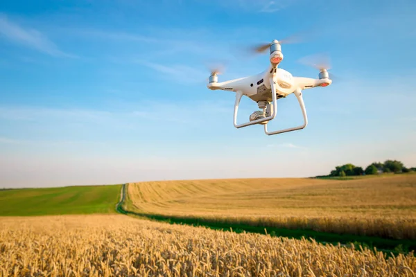 Детальніше про статтю Використання дронів на сільськогосподарських угіддях необхідно погоджувати з відповідними органами