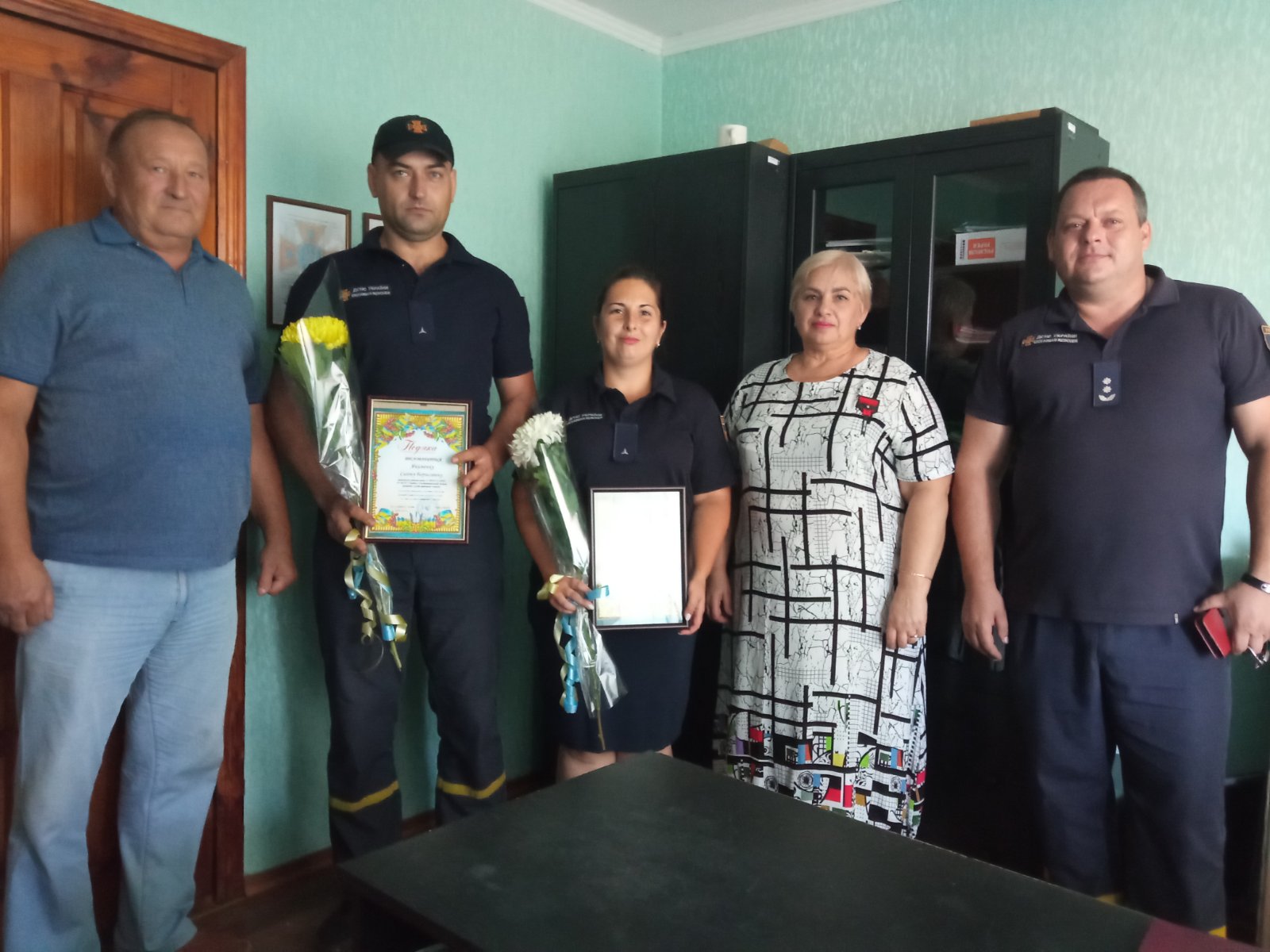 Ви зараз переглядаєте Петропавлівських пожежників-рятувальників нагородили почесними подяками