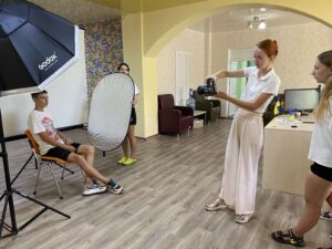 Детальніше про статтю У Петропавлівській фотошколі вчилися портретної зйомки