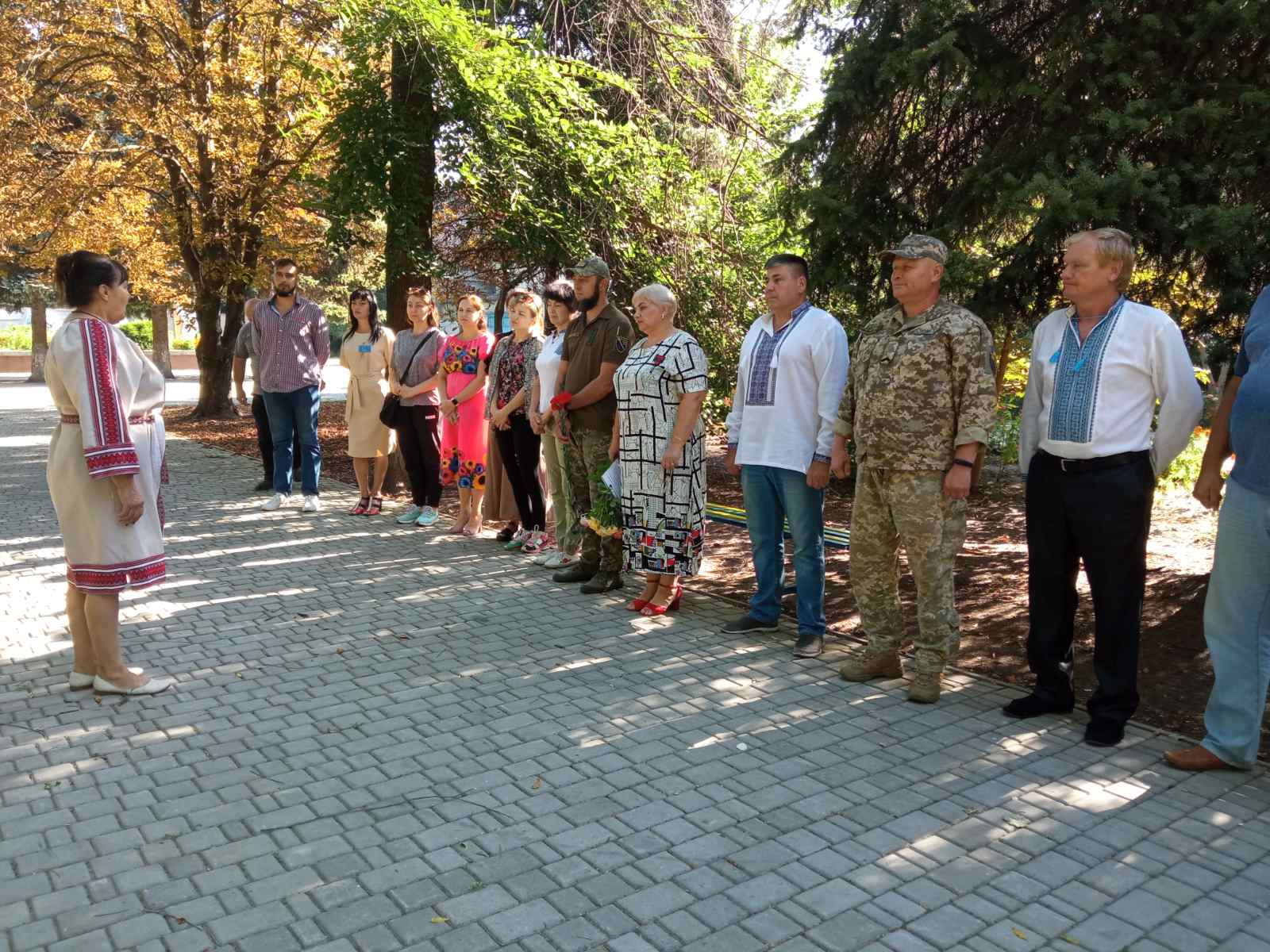 Детальніше про статтю У День Незалежності України в Петропавлівці вшанували Подвиг незламних захисників