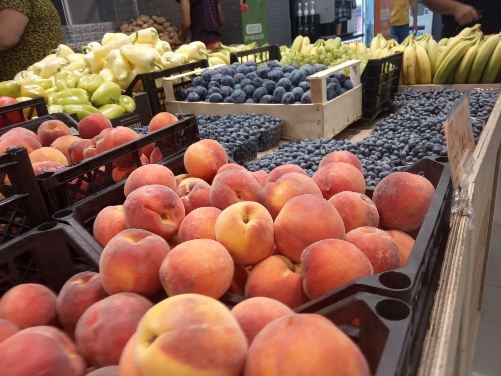 Детальніше про статтю Останній день літа: чи доступні овочі та фрукти для покупців?