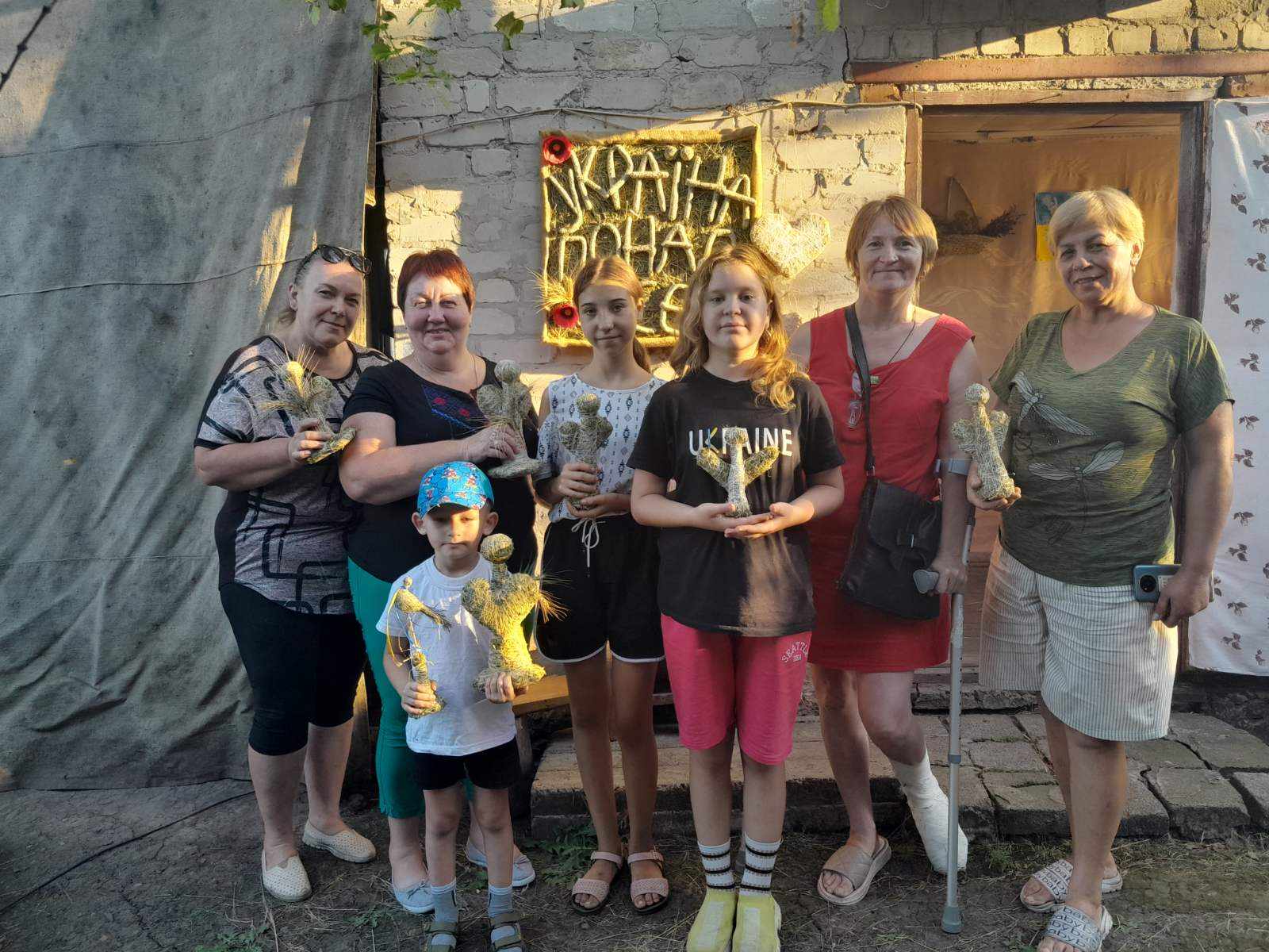 Детальніше про статтю Влаштували майстер-клас і передали гроші для ЗСУ