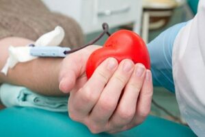 Детальніше про статтю У Петропавлівській лікарні провели День донора