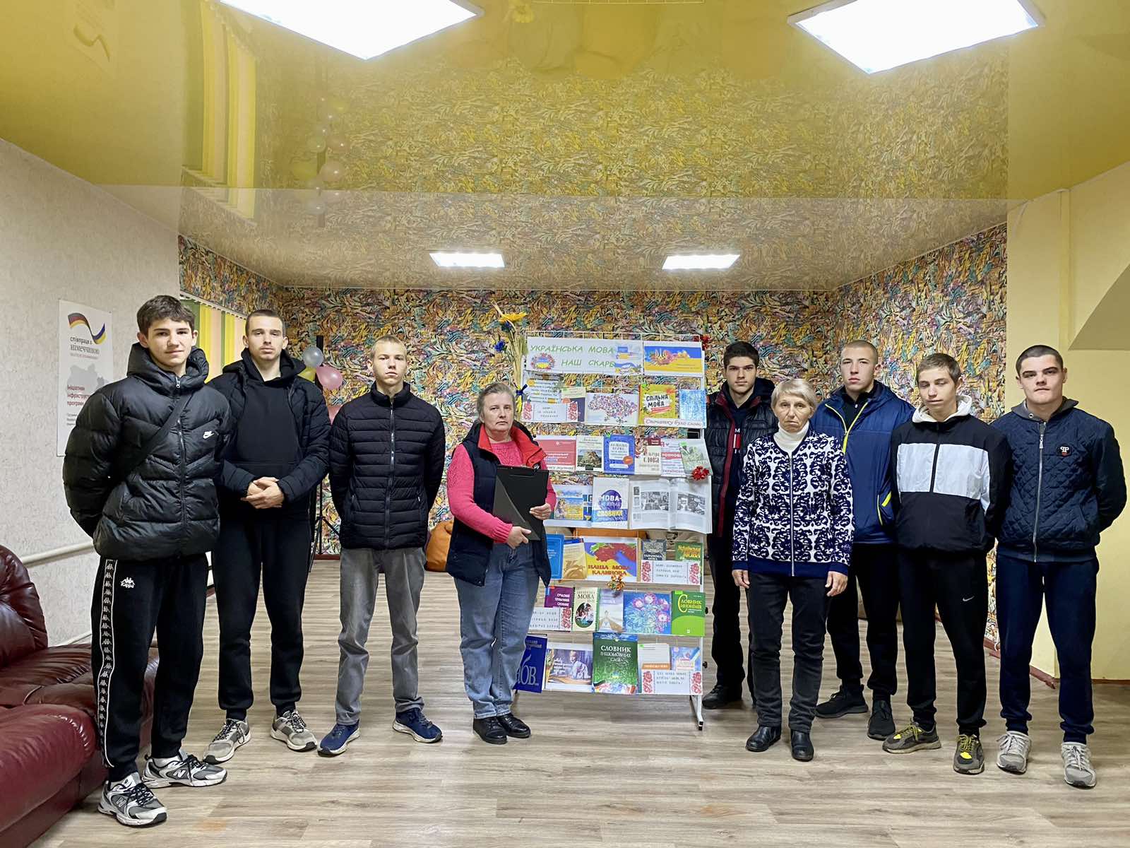 Ви зараз переглядаєте Діалог-огляд про рідну мову провели для учнів професійно-технічного училища