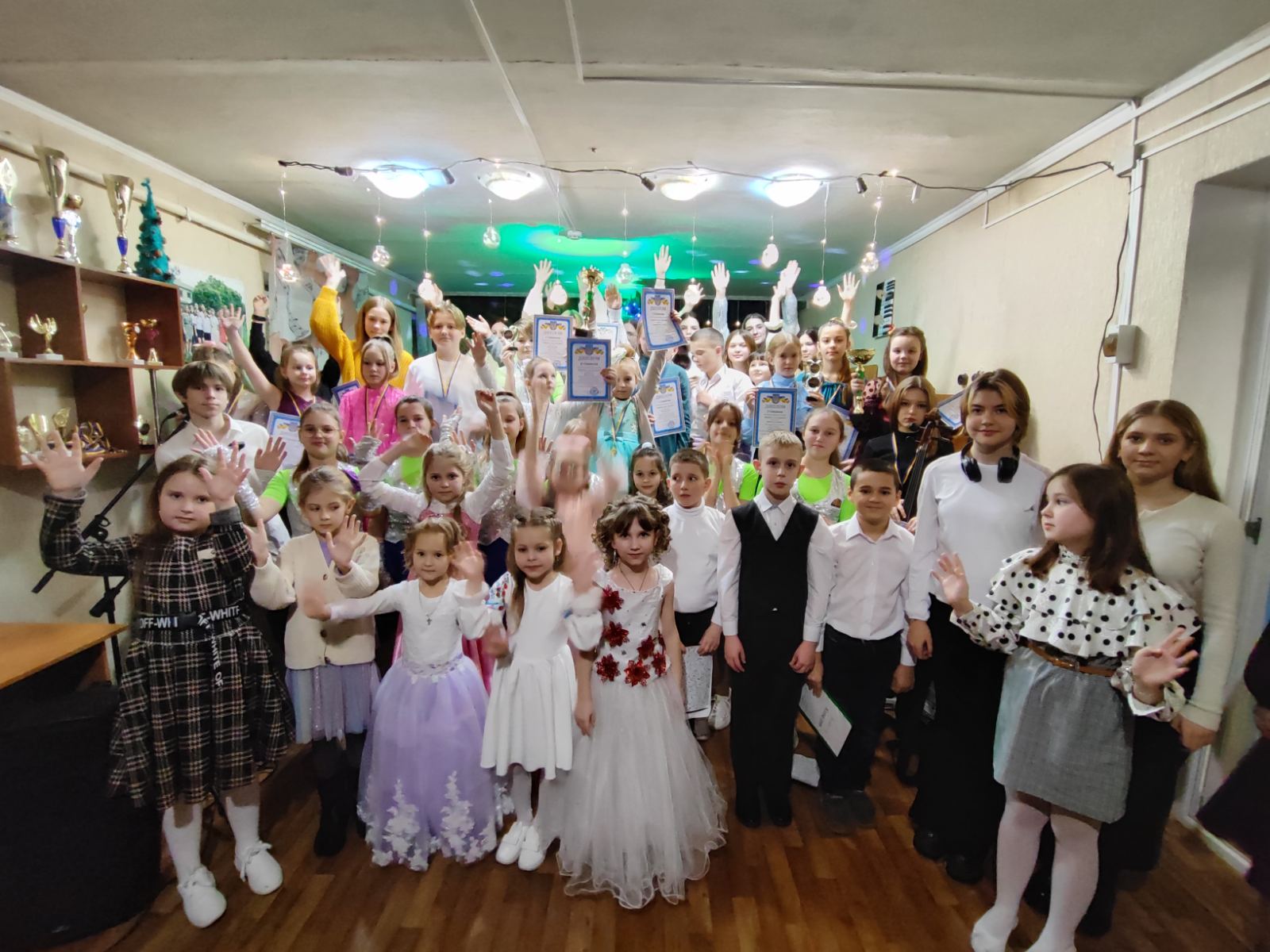 Ви зараз переглядаєте У Петропавлівській школі мистецтв провели церемонію нагородження переможців