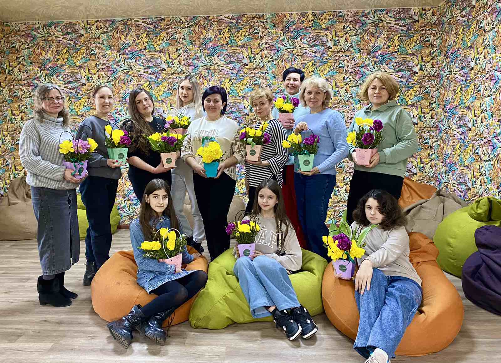 Ви зараз переглядаєте У жіночому клубі «Avocado» провели квітковий майстер-клас