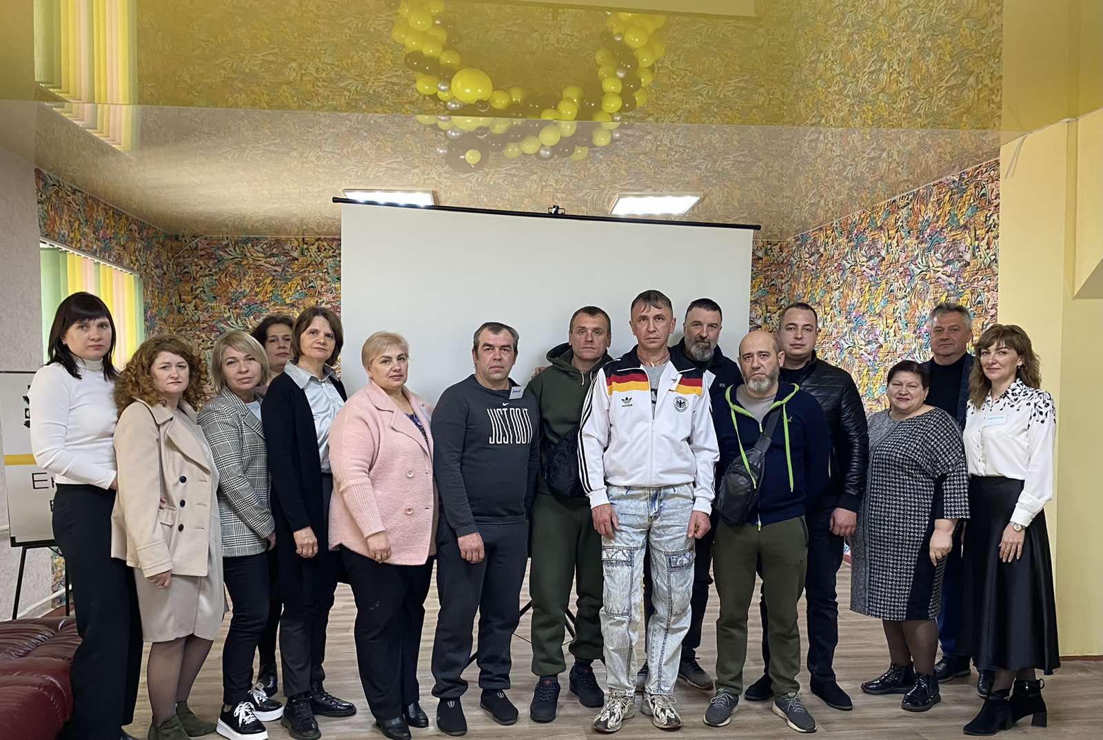 Детальніше про статтю Зустріч у форматі діалогу провели з ветеранами війни