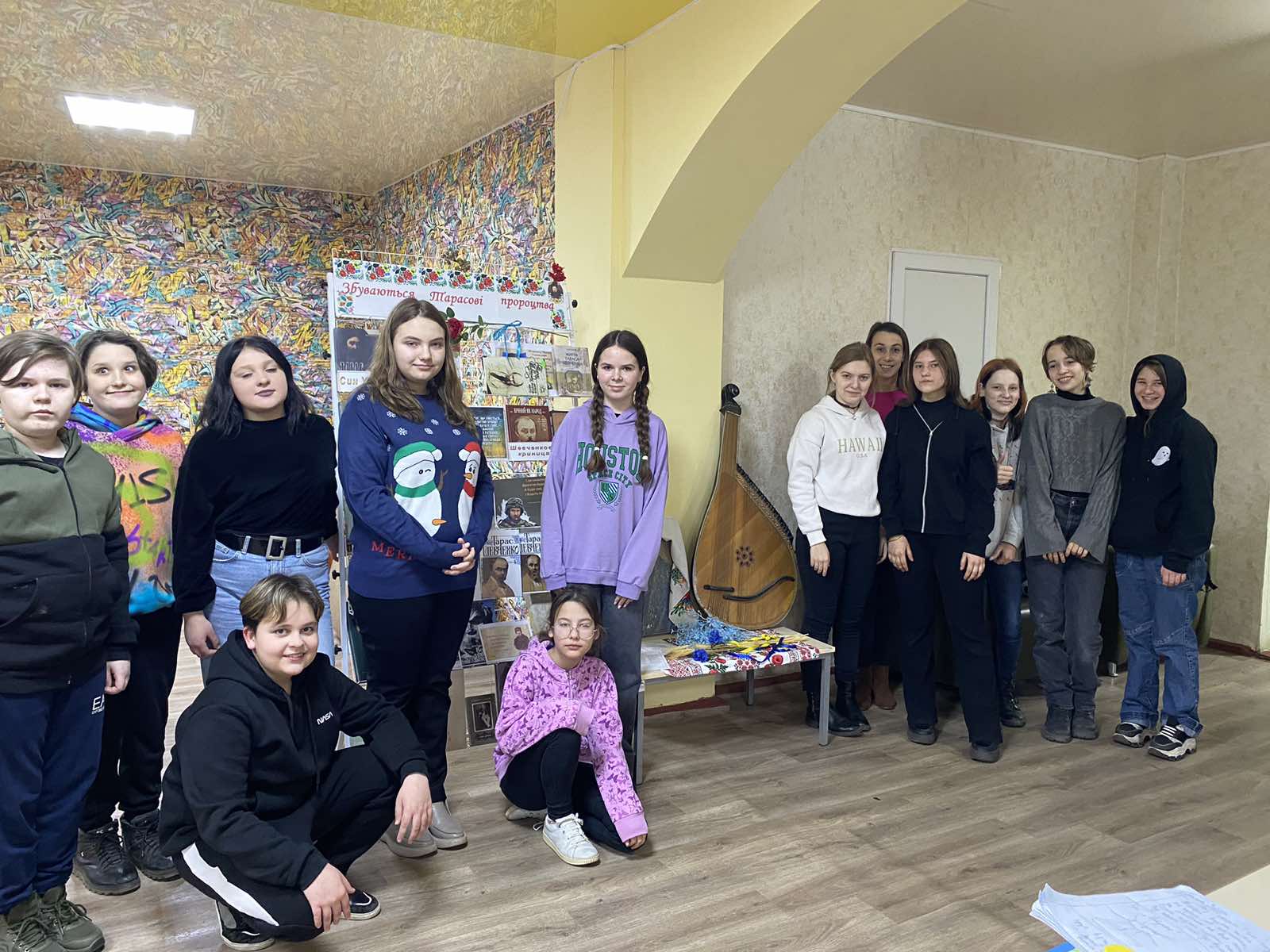 Детальніше про статтю Тренінг, майстер-клас, чаювання: учні Петропавлівського ліцею №1 зустріли весну