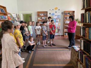 Детальніше про статтю На екскурсію до бібліотеки