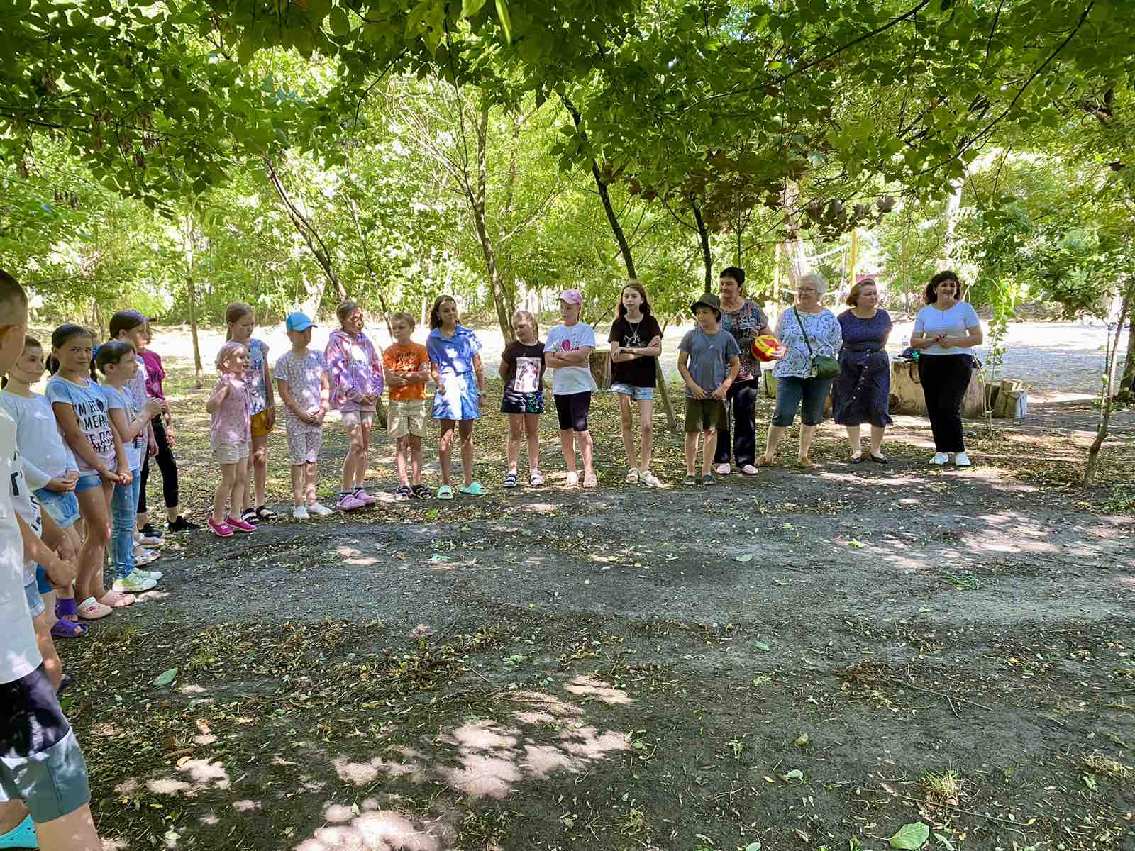 Детальніше про статтю  Резиночки, скакалки і боулінг на новий лад