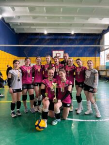Детальніше про статтю “ Ігри мужніх” : Наші волейболістки у фіналі вибороли третє місце!
