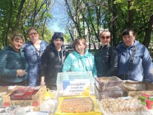 Детальніше про статтю Дитячий благодійний ярмарок об’єднав і малих, і дорослих