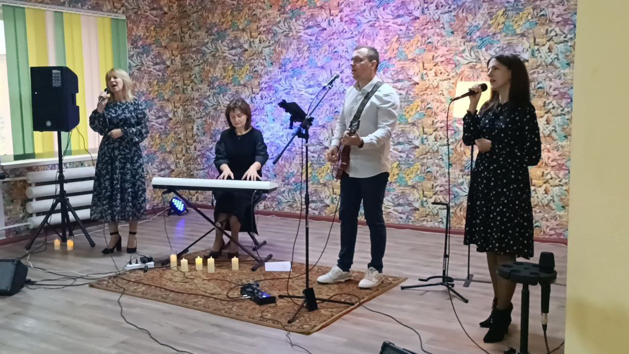 Ви зараз переглядаєте Свято вдячності і шани